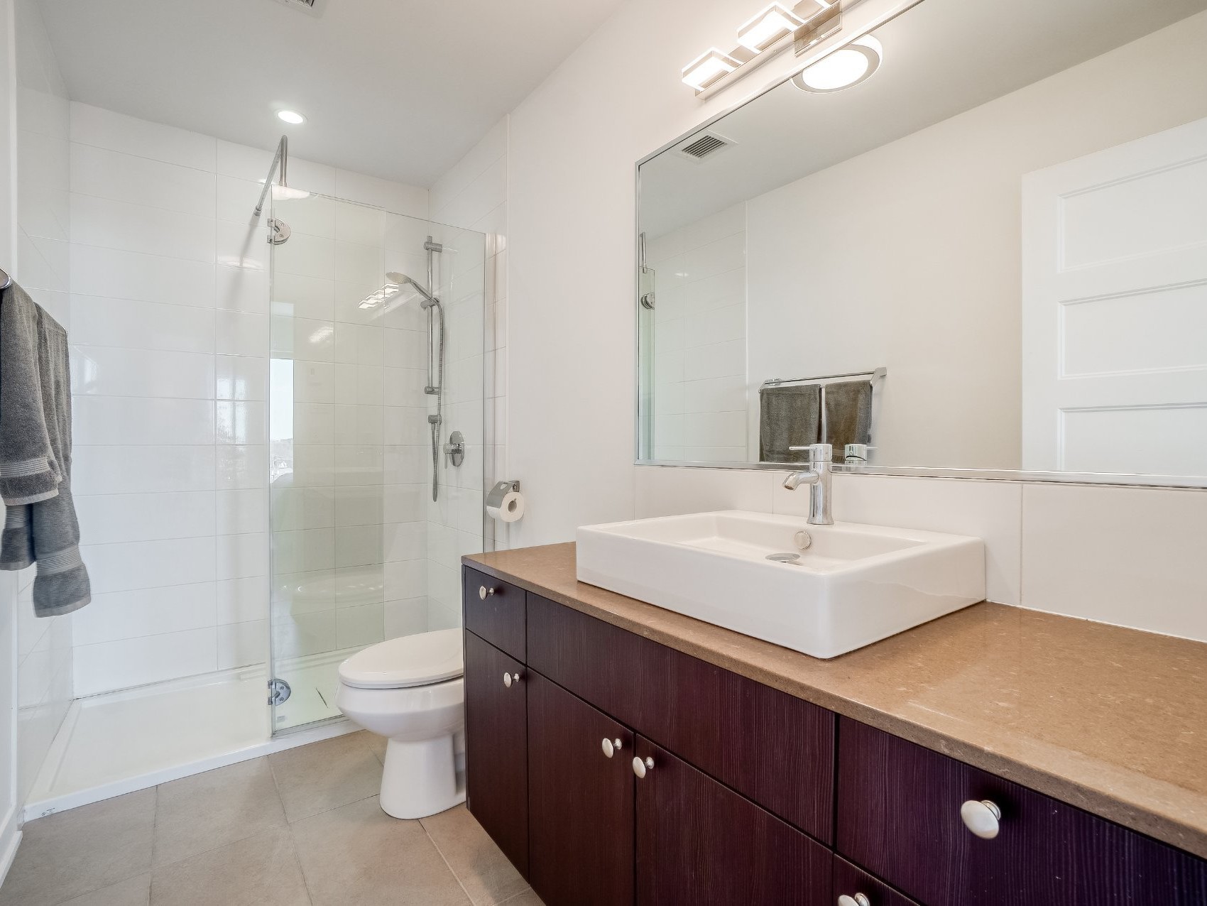 Ensuite bathroom