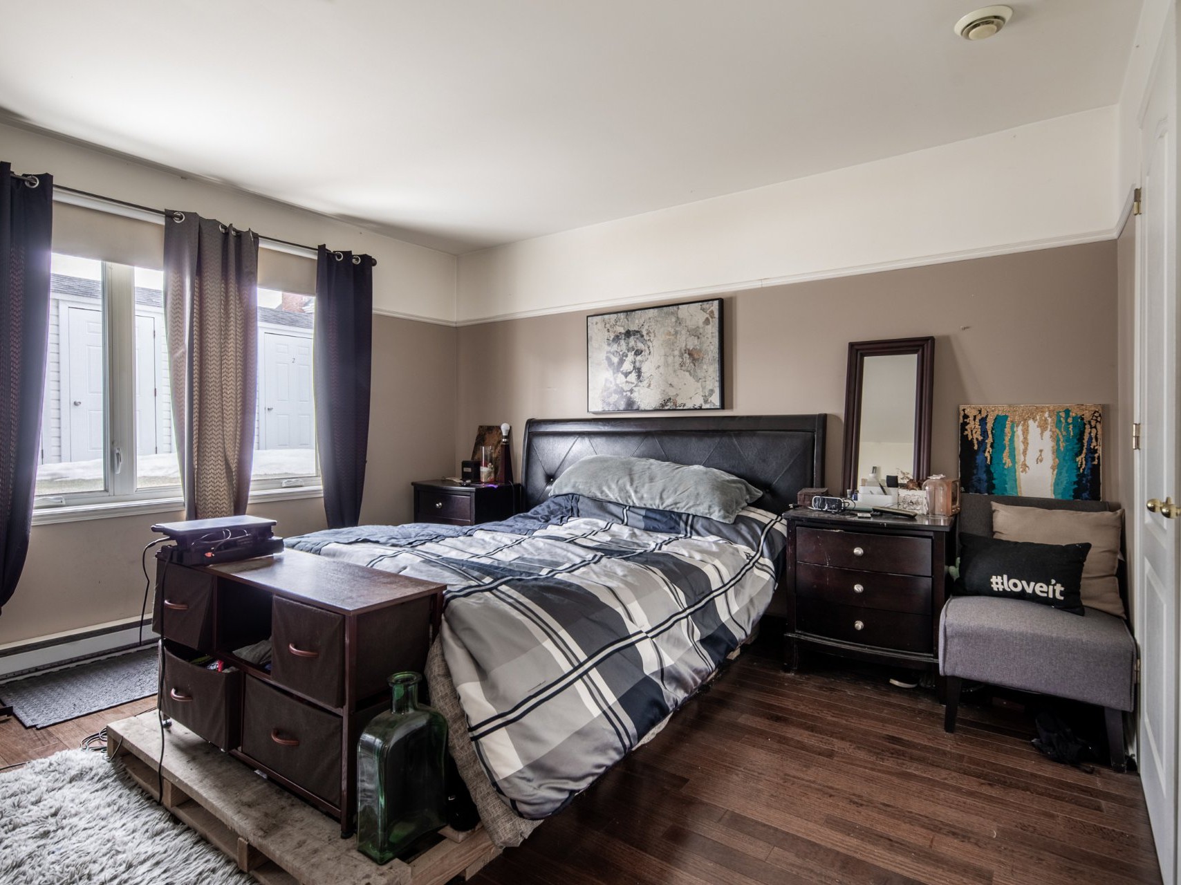 Primary bedroom