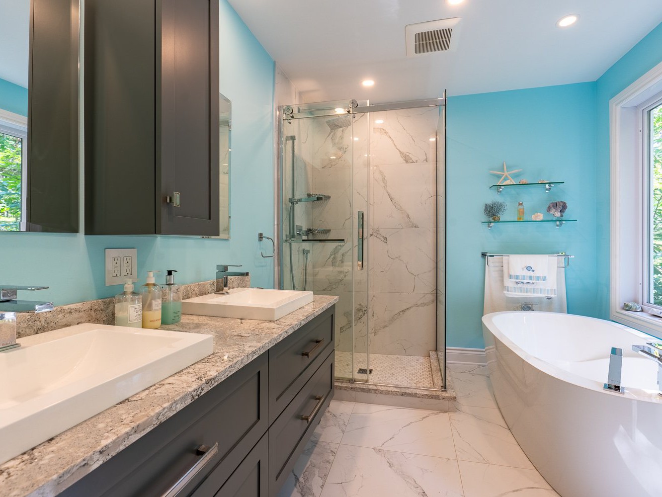 Ensuite bathroom