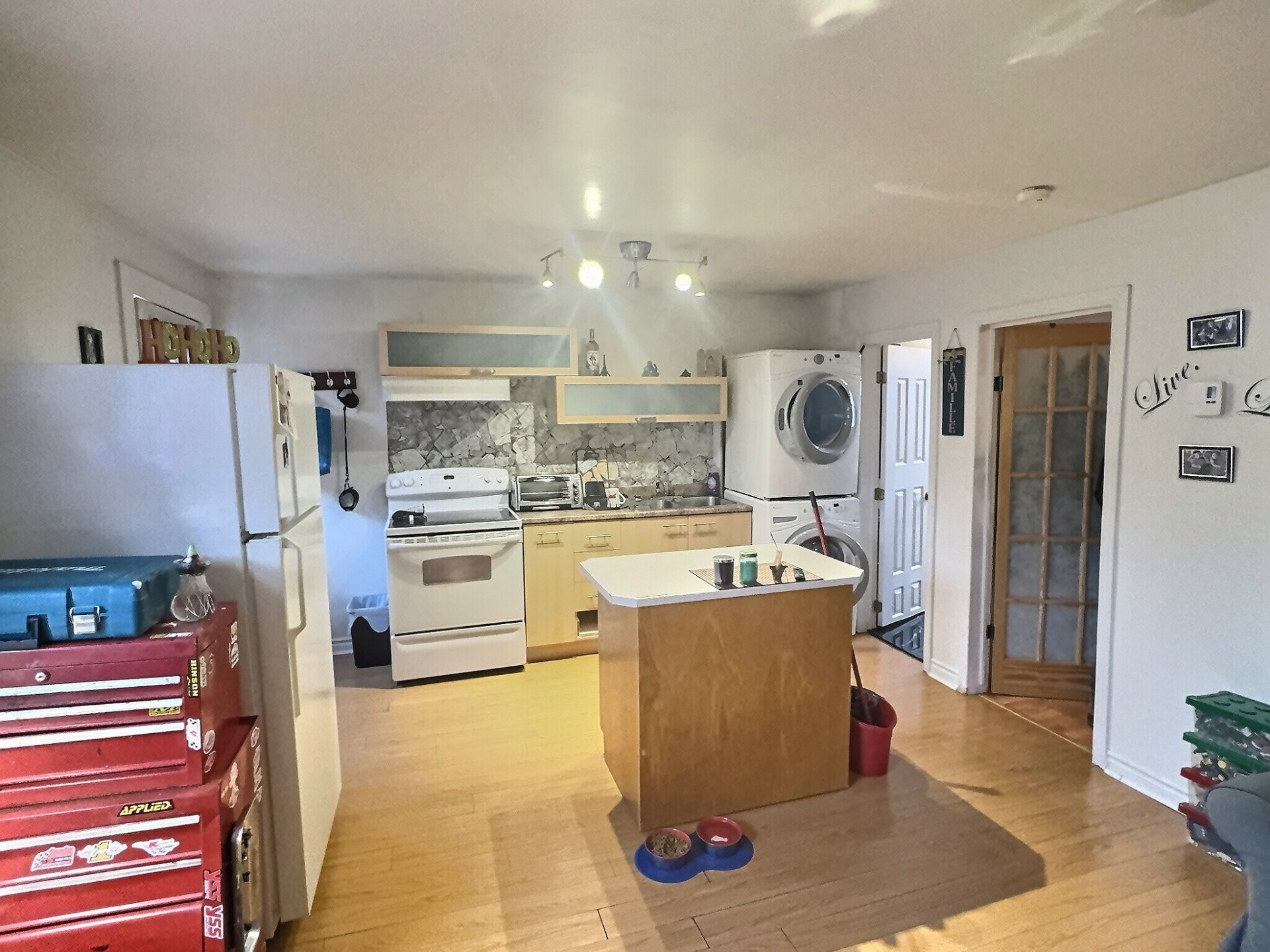 logement du haut(31/2)