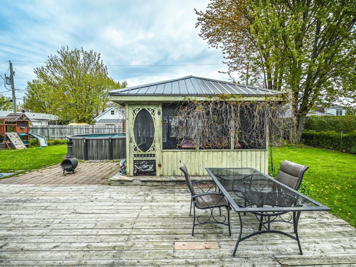 Gloriette (ou gazebo) inclus