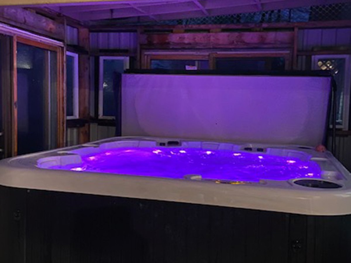 Hot tub