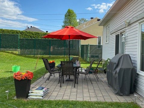 avec terrasse au sol en inter-blocs.