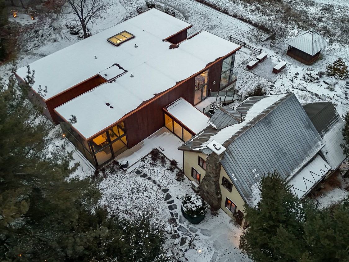 Aerial photo