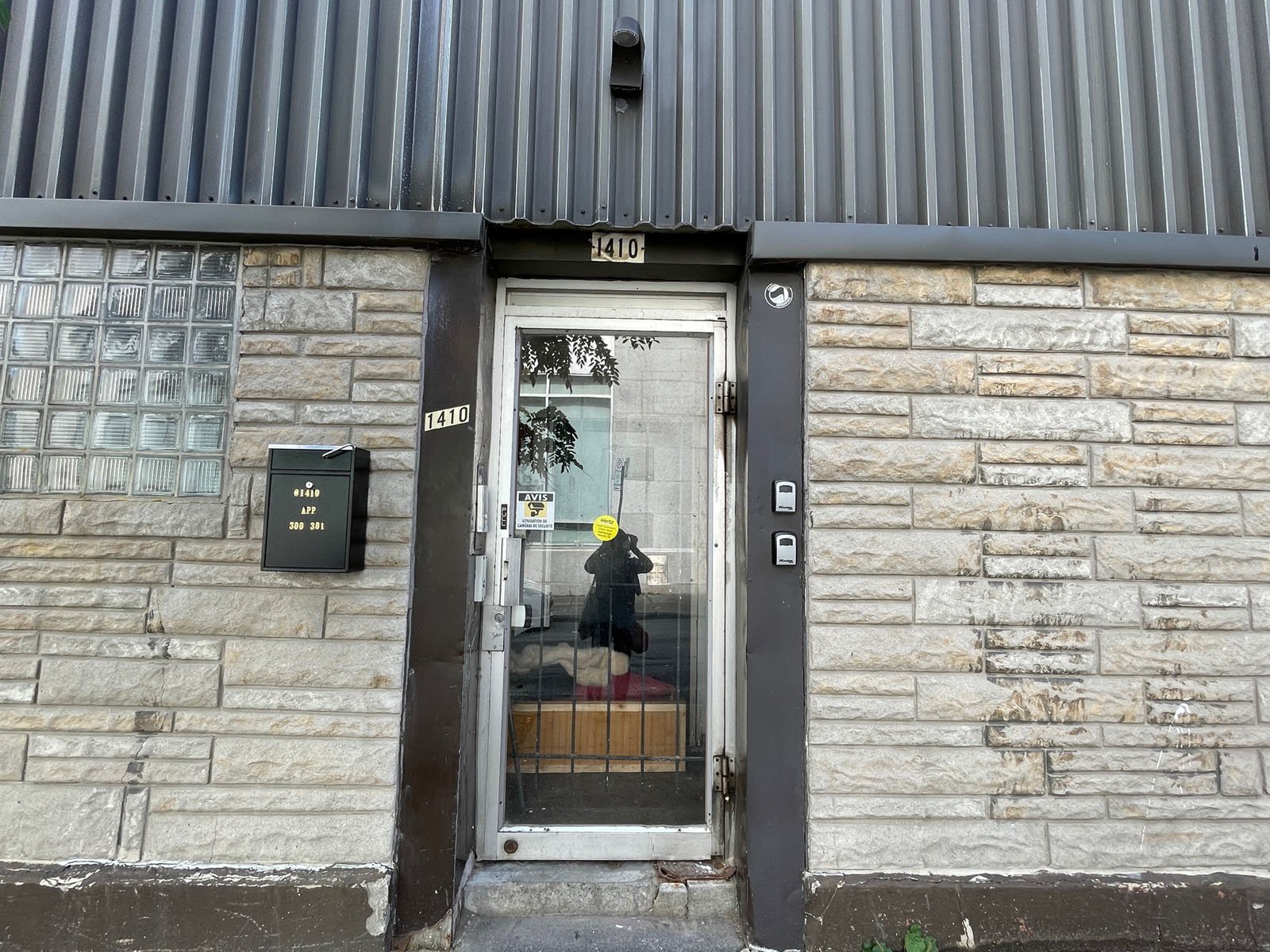 Entrée des appartements