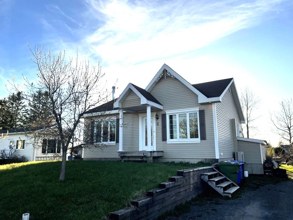 Bungalow for sale, Val-Brillant