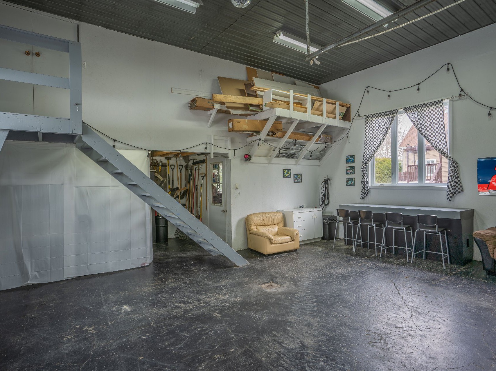 Garage