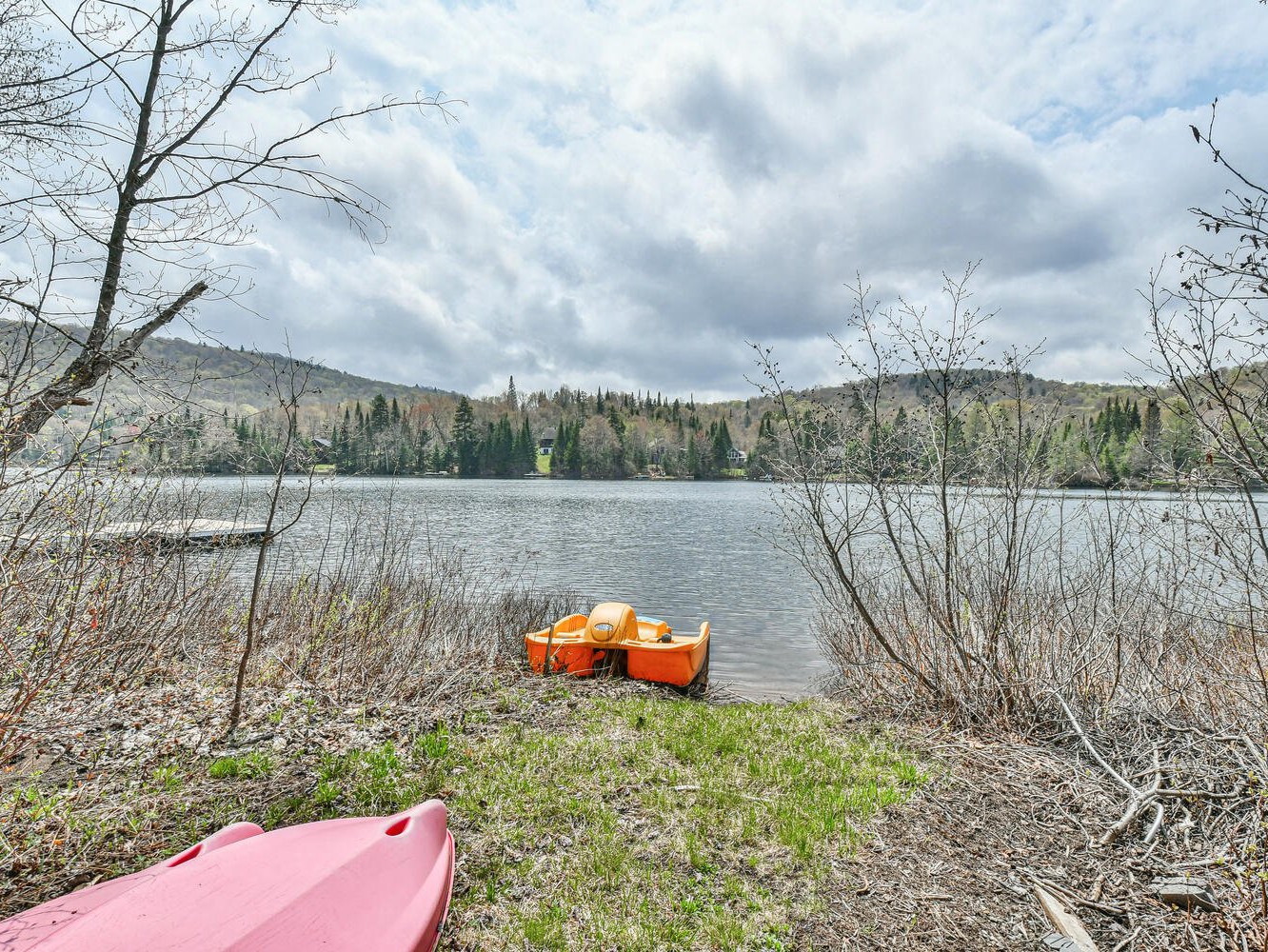 Accès au plan d'eau