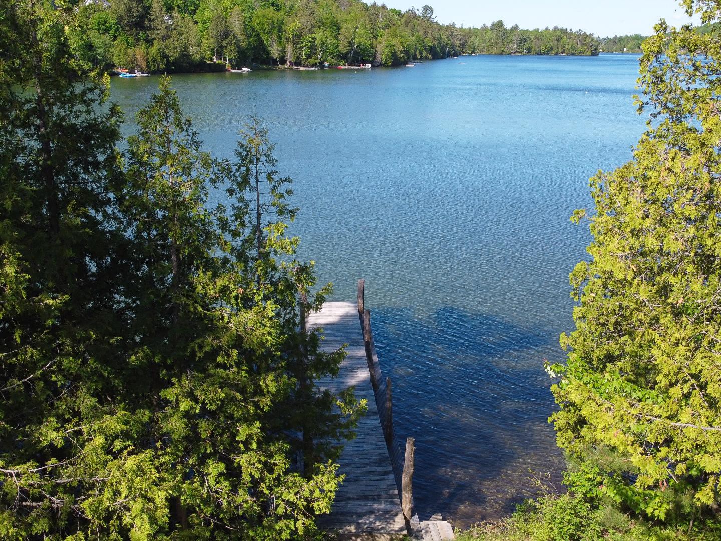 Accès au plan d'eau