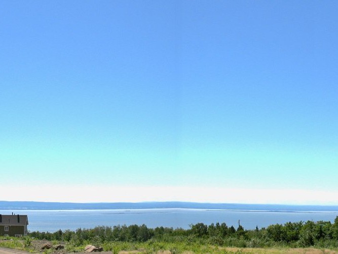 Vue sur l'eau