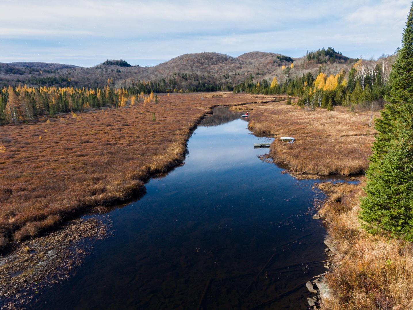 Accès au plan d'eau
