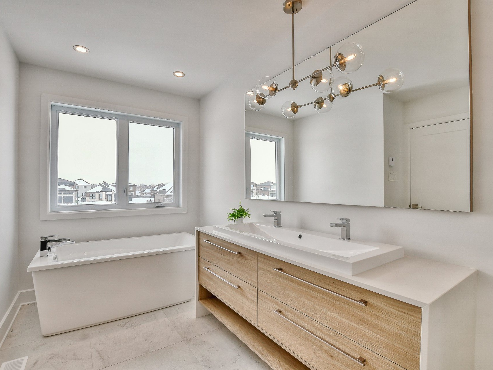 Ensuite bathroom